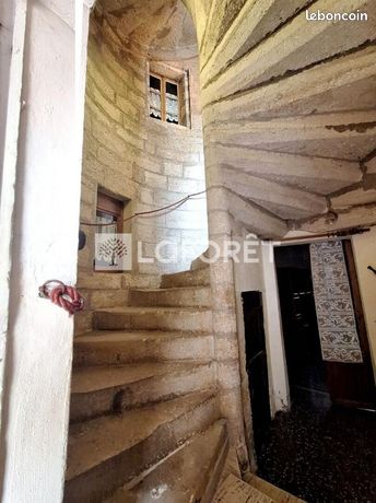 Maison 12 pièces 489 m²
