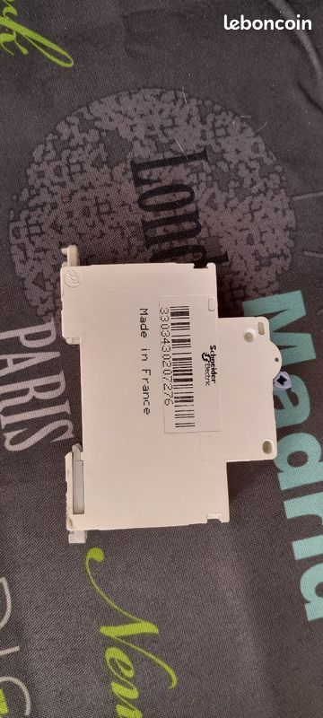 Disjoncteur électrique (image 2)
