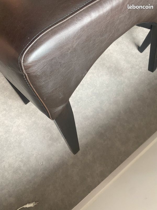 2 chaises simili cuir (image 6)