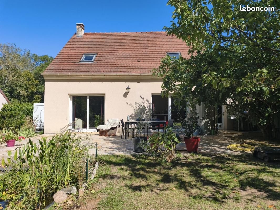 Maison 6 pièces 106 m² · à Milly-la-Forêt · 106 m² · 357 000 €