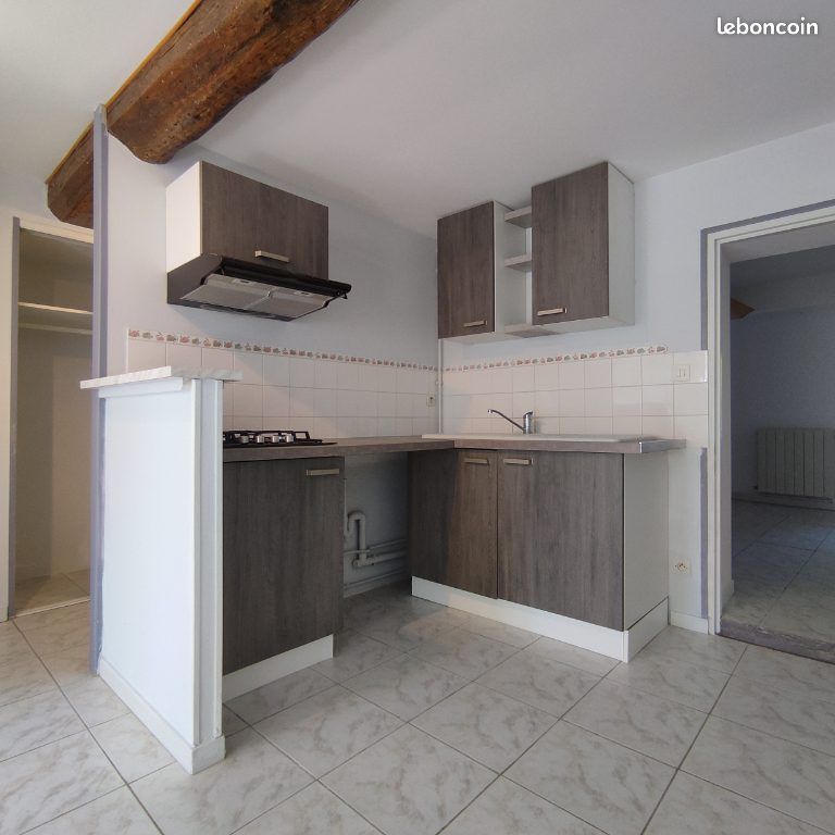 Appartement 2 pièces 46 m² · à Saintes · 46 m² · 543 €/mois
