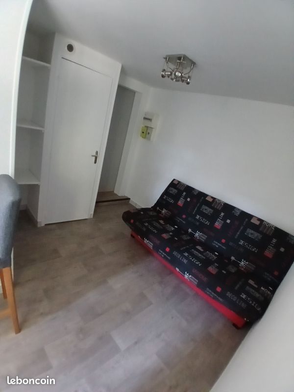 Appartement 1 pièce 16 m² · à Périgueux · 16 m² · 350 €