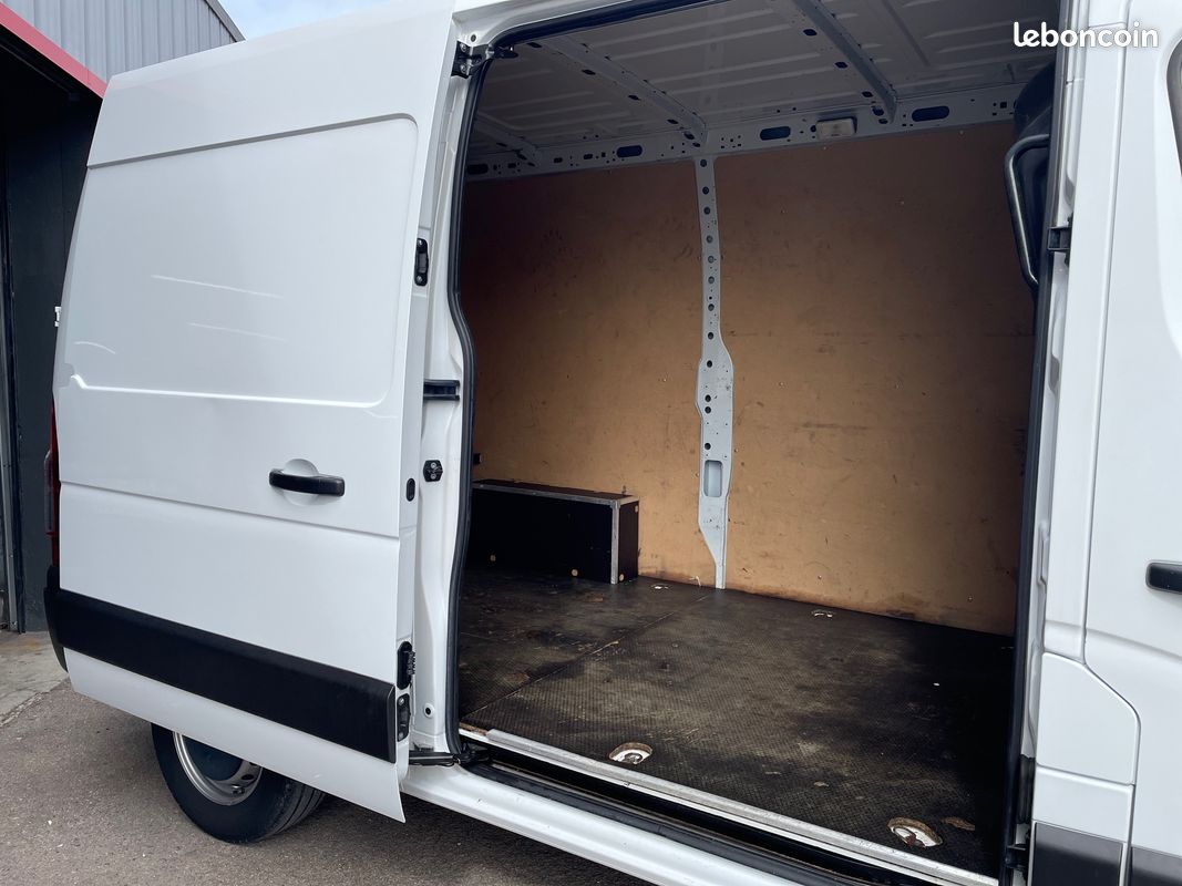 RENAULT Master Fg F3500 L2H2 2.3 dCi 135ch Grand Confort 21670 TTC / 18058 HT (image 5)