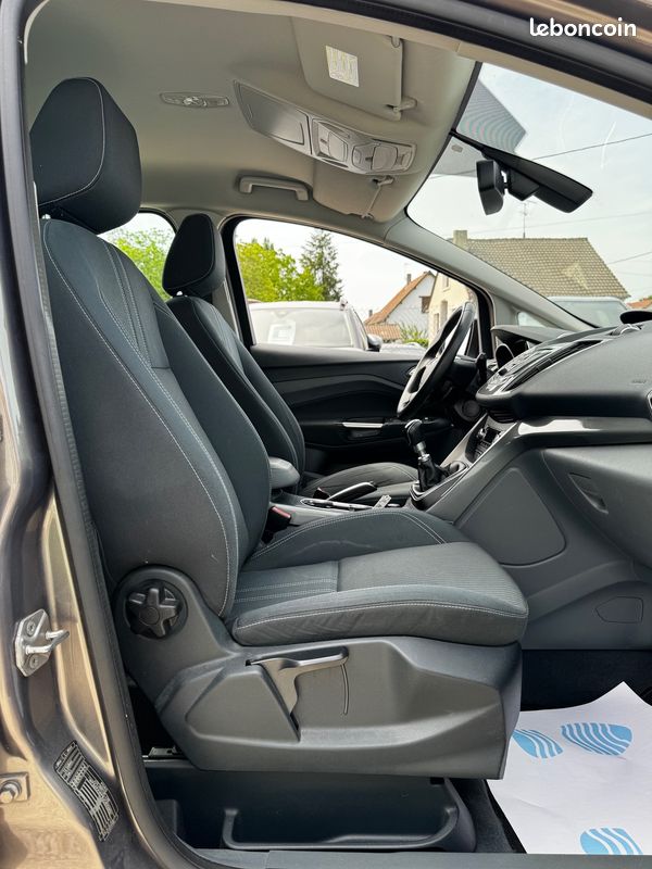 Ford C-max 1.6 SCTI 150 CV S&S ECOBOOST TITANIUM DISTRIBUTION EFFECTUÉE (image 10)