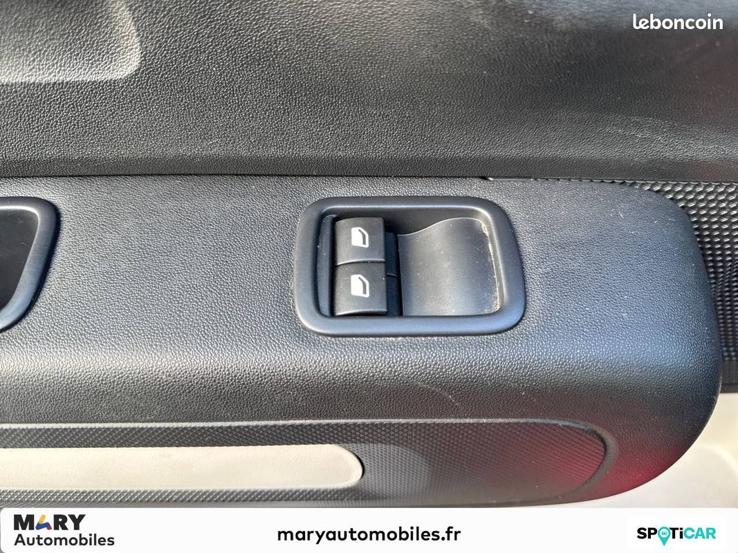 CITROEN C3 PureTech 83 S&S BVM5 YOU (image 13)
