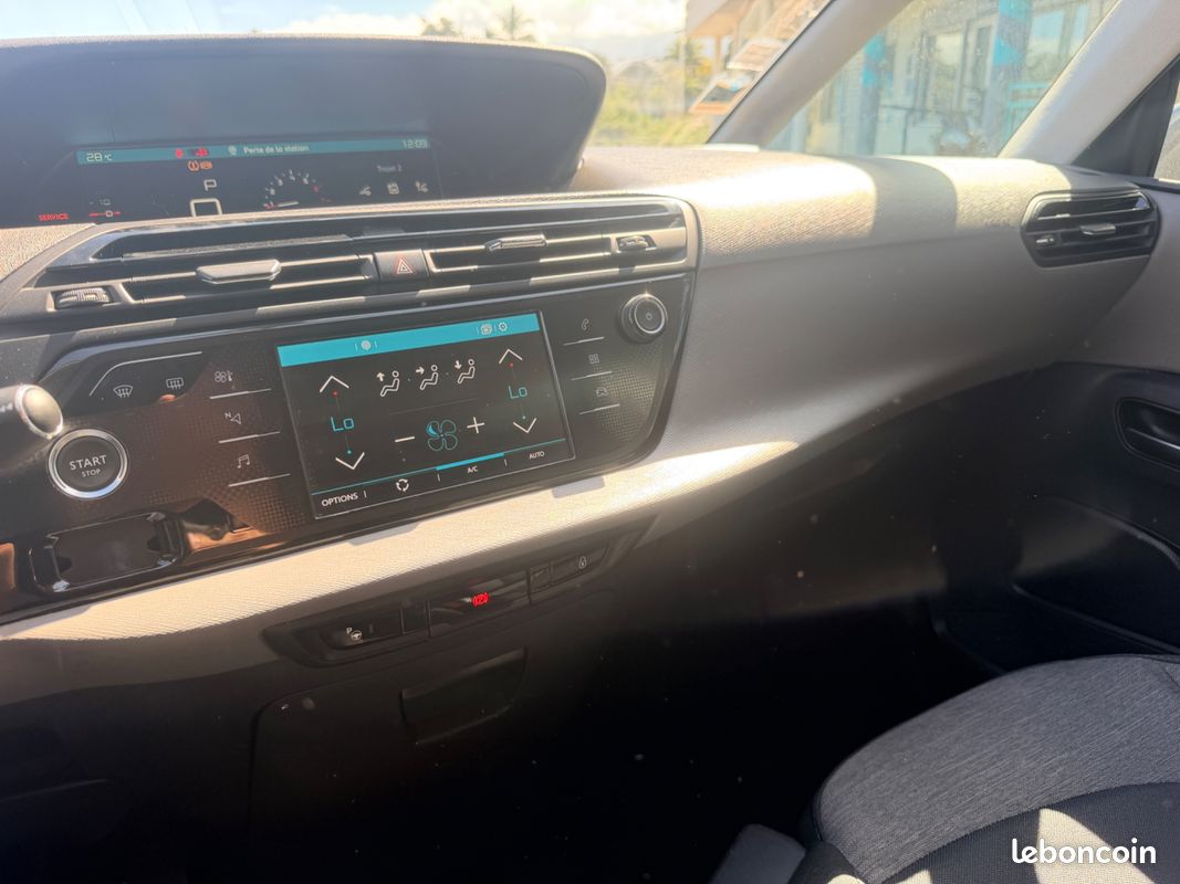 Citroen c4 grand picasso 1.2 puretech 130 ch business 7 places eat6 + camera de recul + carplay (image 14)