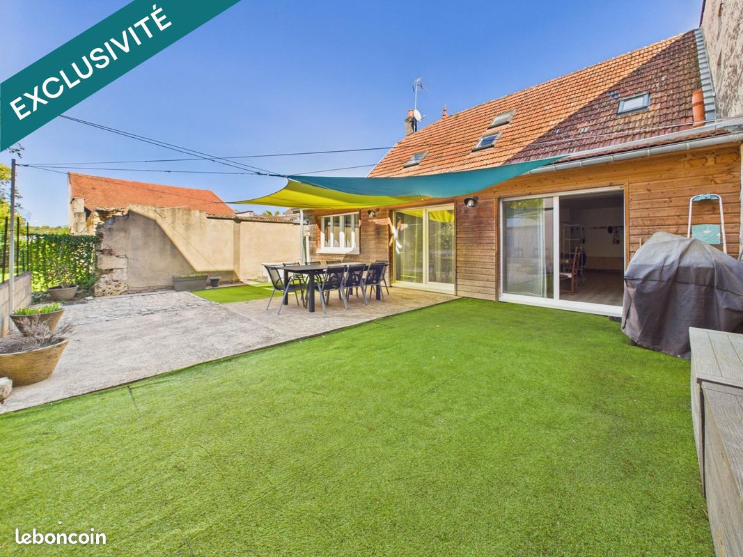 Appartement 6 pièces 149 m² · à Gray · 149 m² · 149 000 €