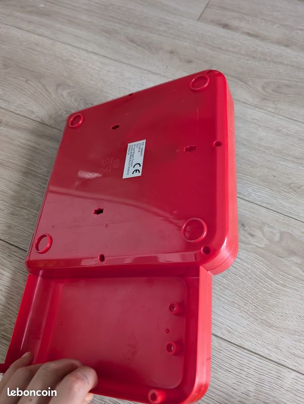 HYES Caisse Enregistreuse en Bois pour Enfants avec Scanner | Calculatrice Réaliste, Pièces de Monnaie, Carte de Crédit, Panier d'achat, Jouets Cadeau pour Garçons Filles, Bleu