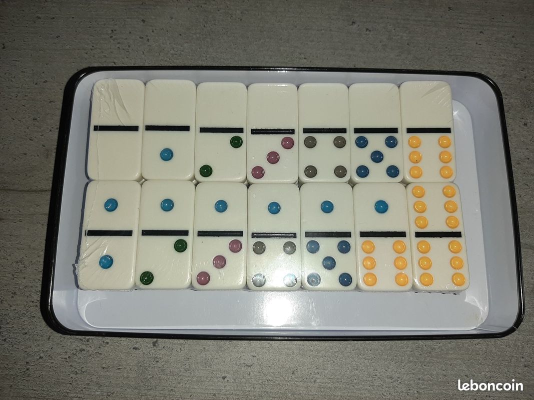 Generic Domino 28 unités Colorés Boite métallique // Jeux