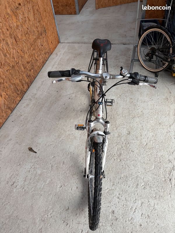 Vend velo fille (image 1)