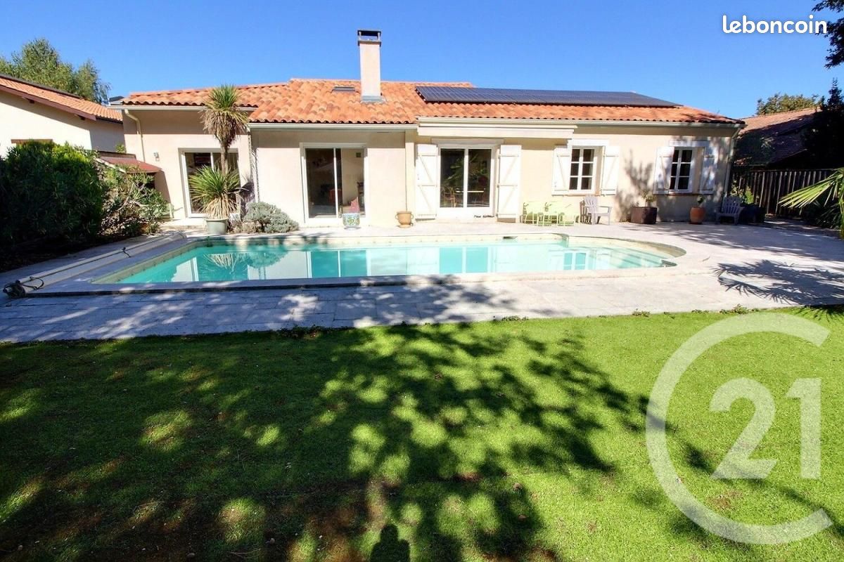 Maison 7 pièces 200 m² · à Gradignan · 200 m² · 630 000 €