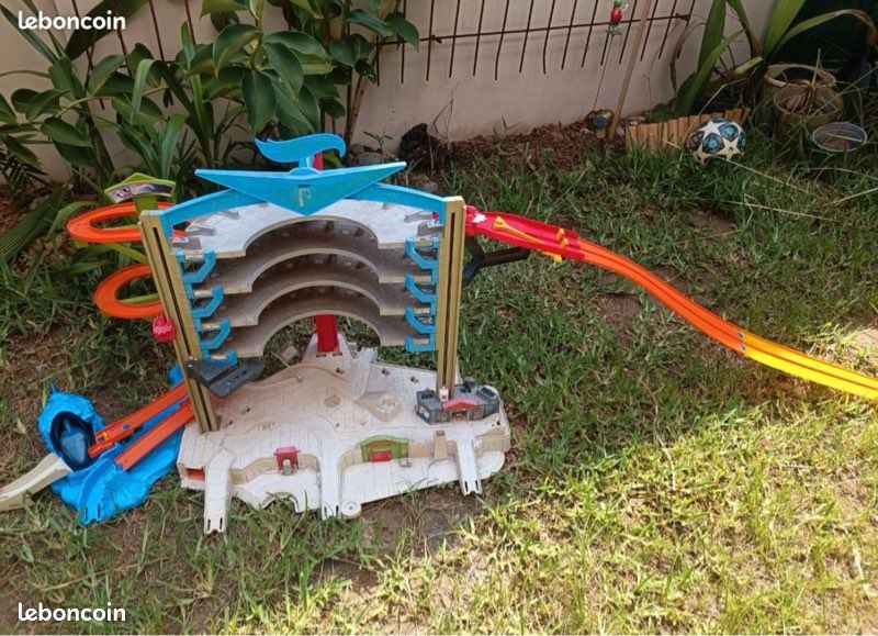 Garage hot wheels (image 3)