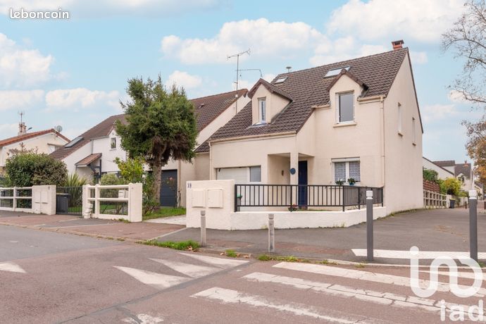 Maison 7 pièces 145 m²