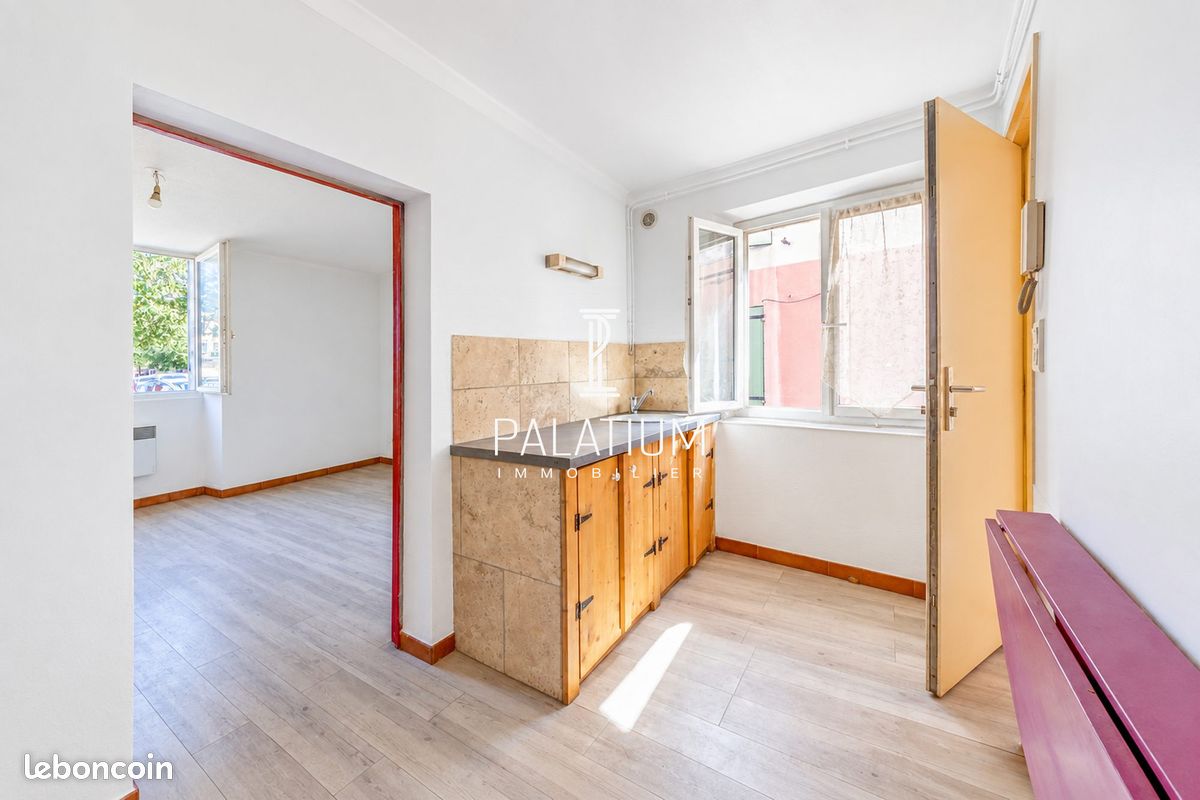 Appartement 1 pièce 28 m² · à Manosque · 28 m² · 53 000 €