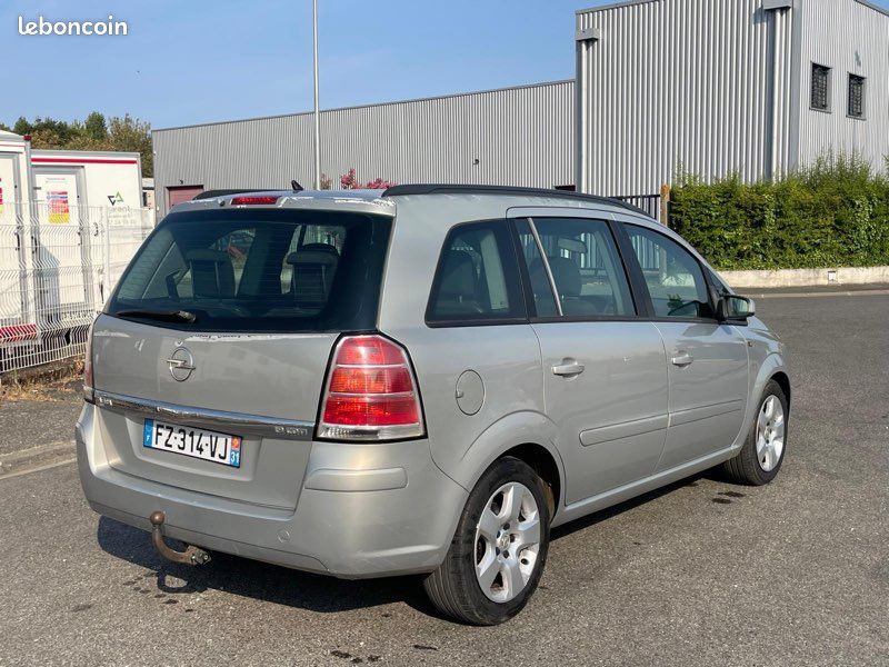 OPEL Zafira B 1.9 CDTI 100 cv 7 places (image 3)