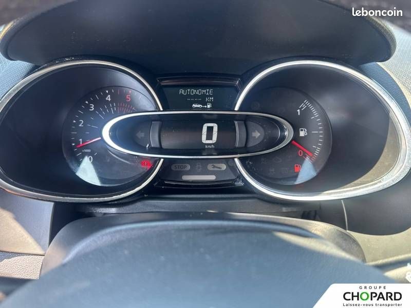 Renault Clio dCi 90 E6C Limited (image 17)