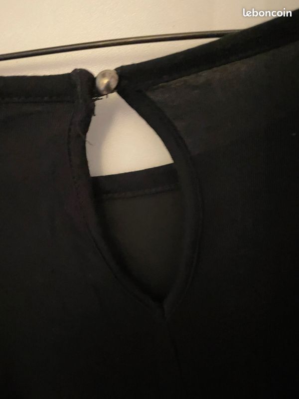 Haut noir manches 3/4 chauves-souris (image 4)