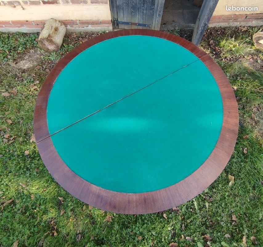 Ancienne table de jeux pliante en bois ronde demie lune (image 2)