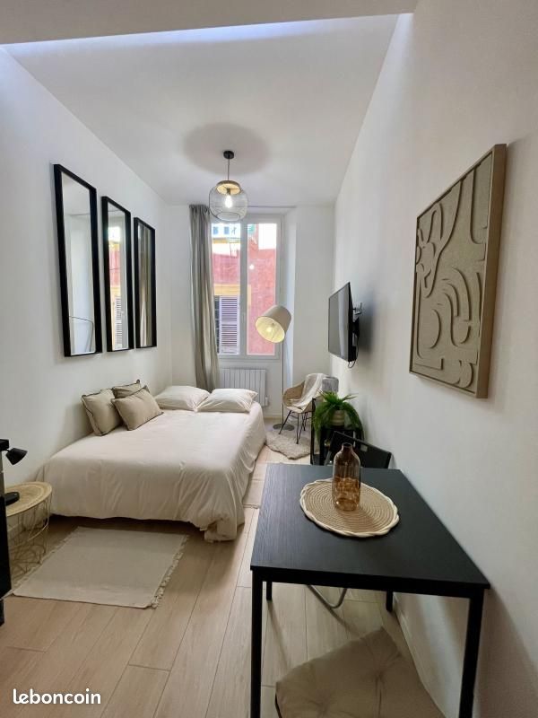 Appartement 1 pièce 21 m² · à Nice · 21 m² · 860 €