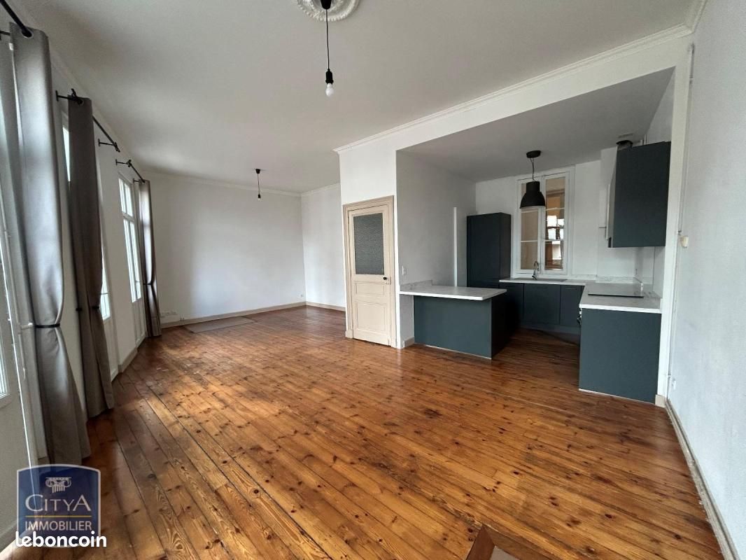 Appartement 3 pièces 88 m² · à Agen · 88 m² · 850 €