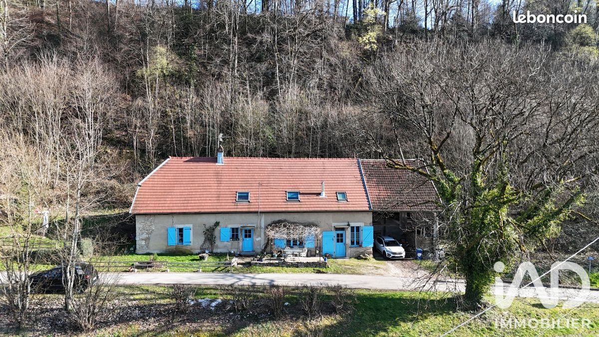 Maison 6 pièces 172 m² · à Châtillon-le-Duc · 172 m² · 290 000 €