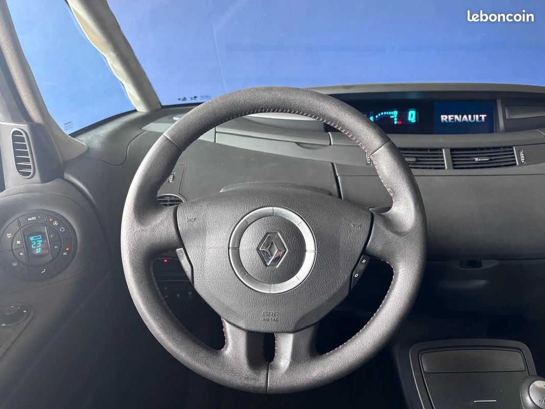 RENAULT Espace N1 2.0 D 150ch Alyum Evolution - Toit panoramique - Boite Auto (image 9)