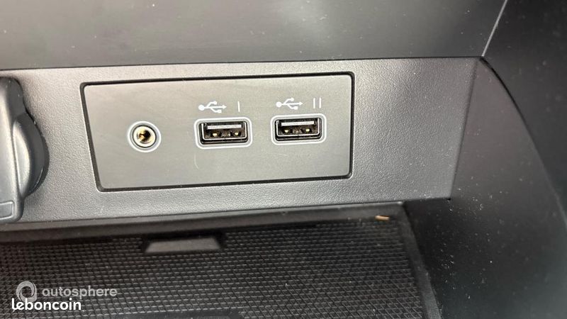 Renault Clio 1.6 E-Tech 145ch full hybrid Techno (image 30)