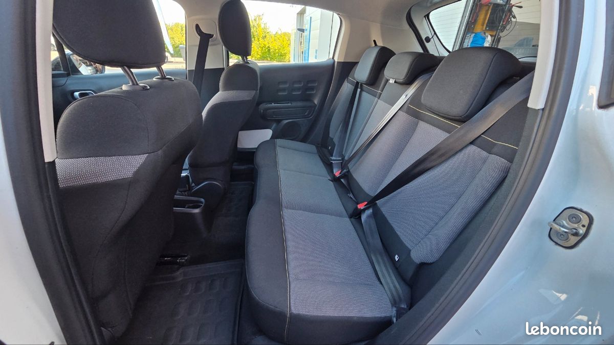 Citroën C3 1.6 BlueHDi 75 ch – 2018 – Très bon état – Clim / Écran tactile (image 8)