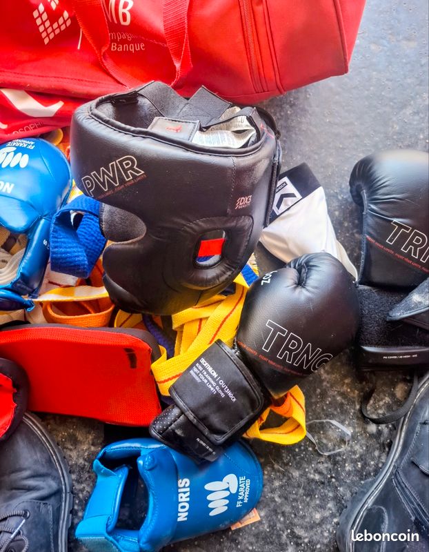 Lots sports combat avec sac monaco (image 9)