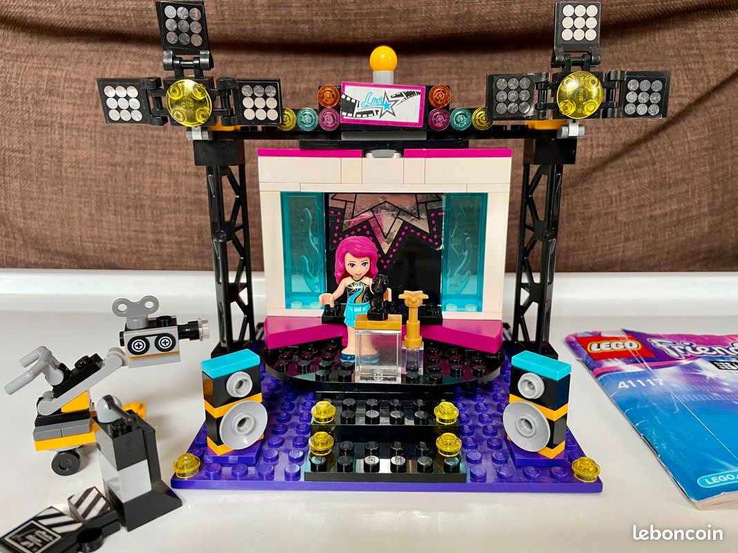 Lego Friends 41117 - Pop Star TV Studio (image 2)