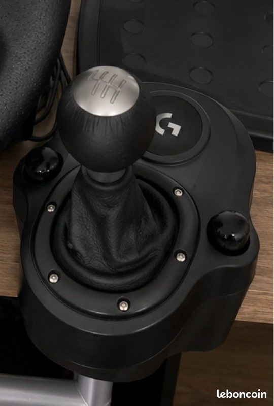 Logitech G920 / G29 + pédalier + levier de vitesses – Excellent état (image 3)