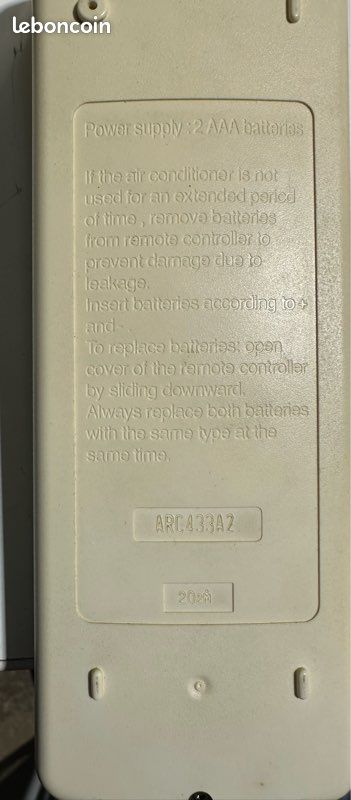Télécommande pour climatisation Daikin ARC433A2 (image 1)