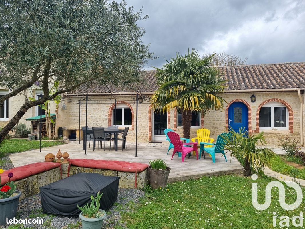 Maison 7 pièces 135 m² - La Chapelle 16140 (image principale 0)