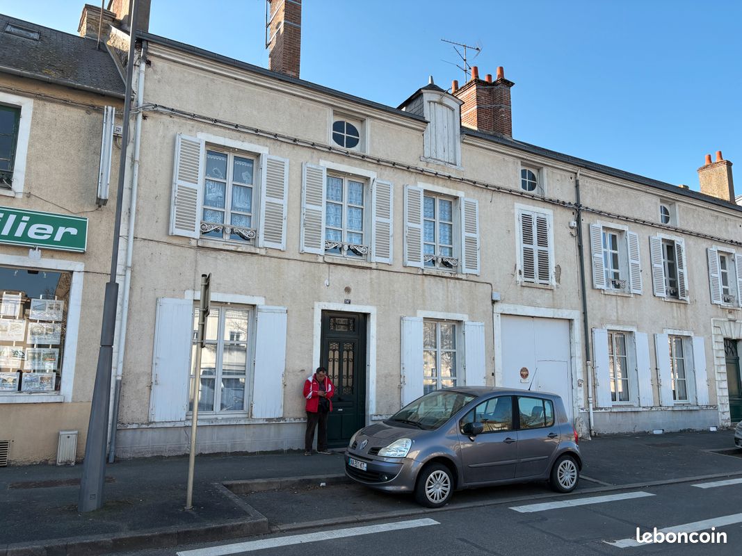 Appartement 13 pièces 185 m² · à Pithiviers · 185 m² · 199 000 €