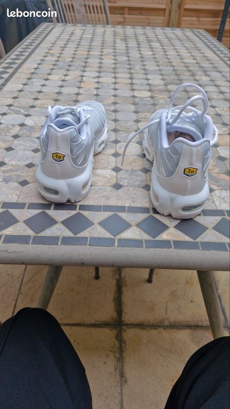 Chaussures (image 1)