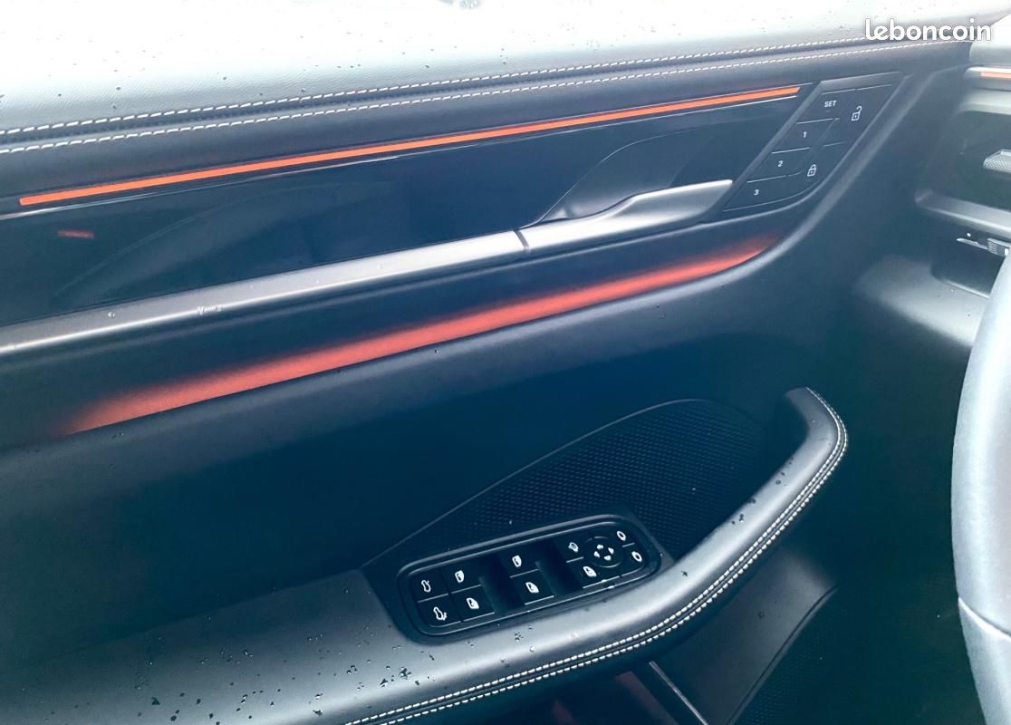Porsche Macan ELECTRIQUE 4S 516 ch (image 15)