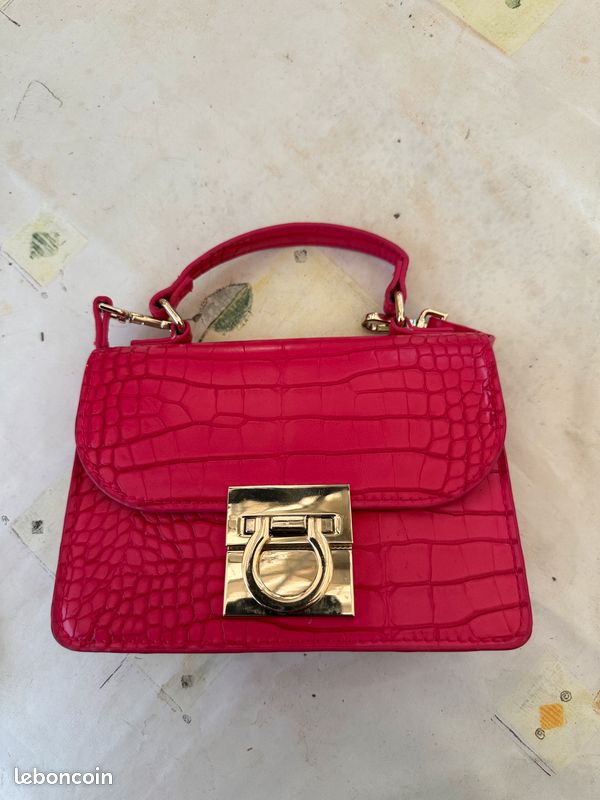 SAC BANDOULIÈRE- ROUGE-imitation peau croco FEMME H&M