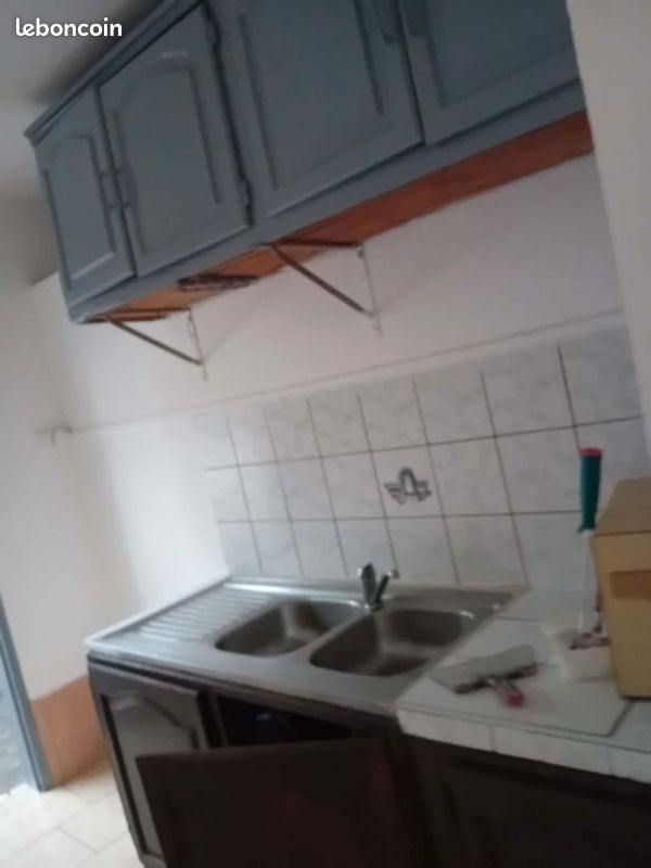 Appartement 3 pièces 60 m² · à Saint-André · 60 m² · 680 €