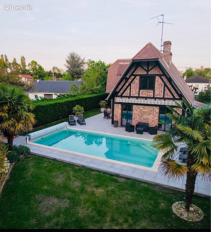 Maison 7 pièces 180 m² · à Orléans · 180 m² · 765 000 €