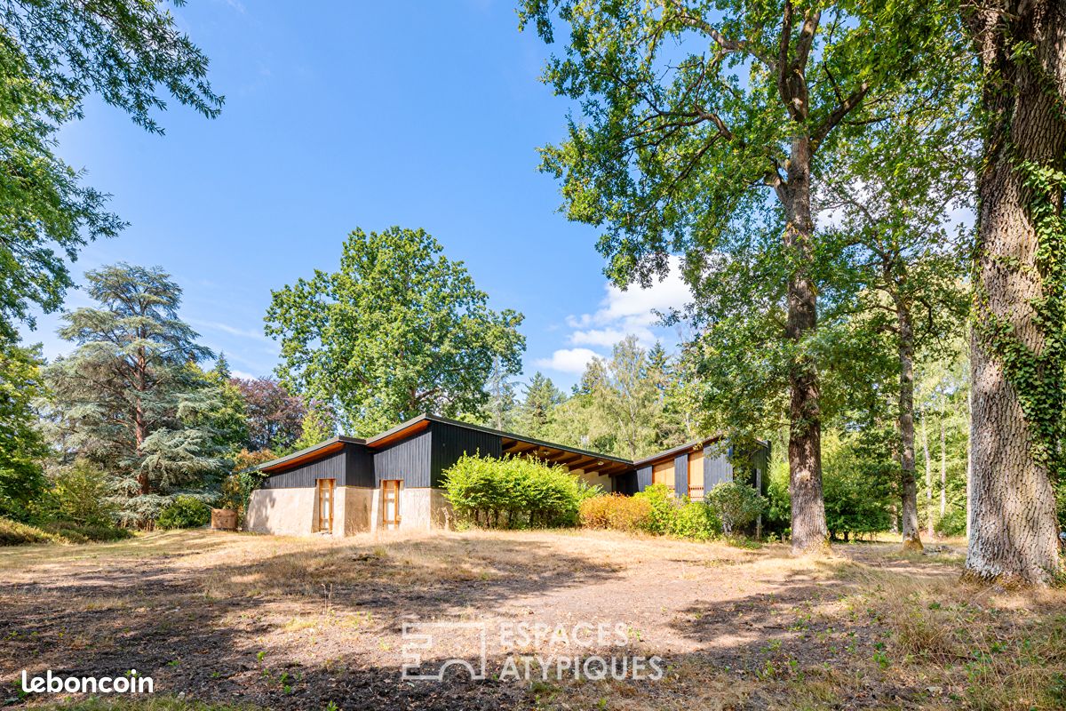 Maison 10 pièces 295 m² · à Saint-Hilarion · 295 m² · 790 000 €