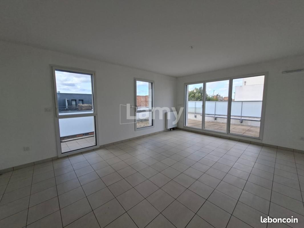 Appartement 5 pièces 110 m² · à Roubaix · 110 m² · 1 121 €/mois