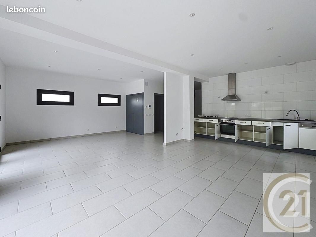 Appartement 4 pièces 119 m² · à Carquefou · 119 m² · 1 600 €/mois