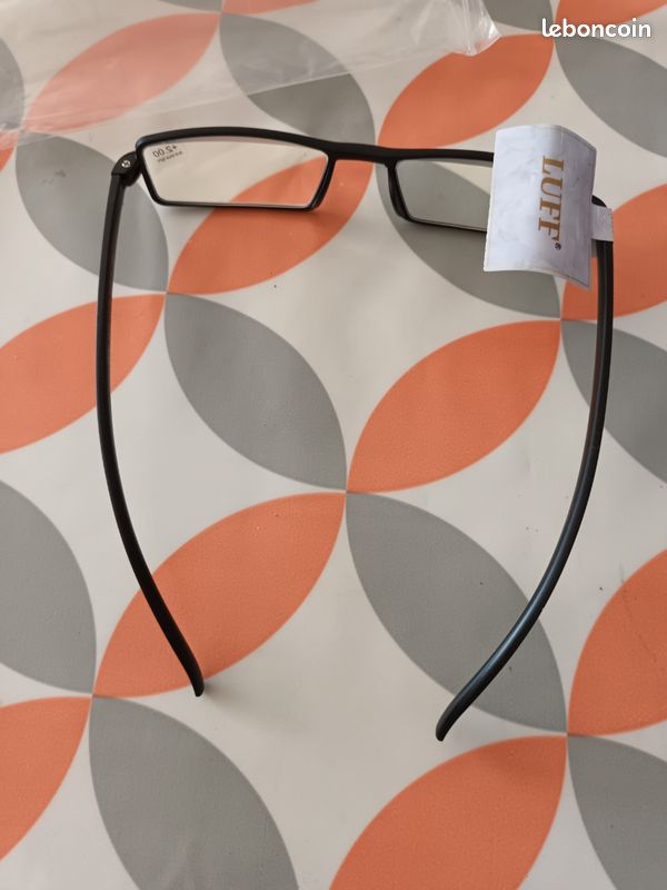 Lunette +2.00 anti lumière bleue (image 5)