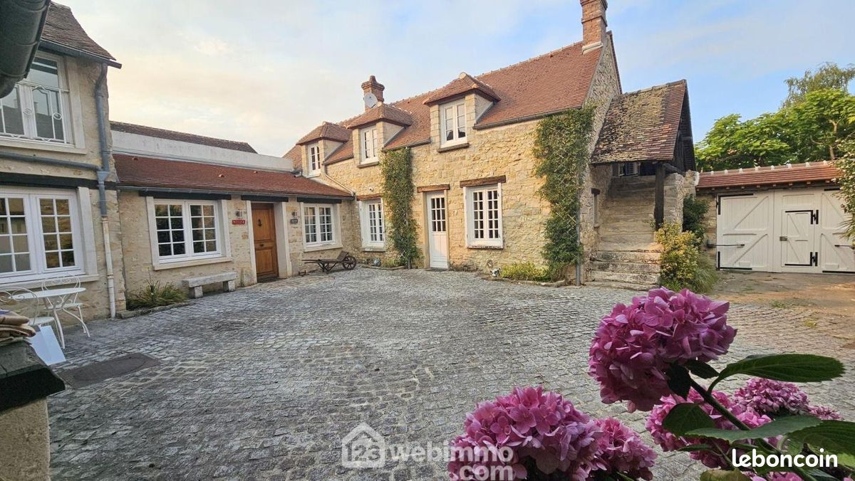 Maison 11 pièces 273 m² · à Milly-la-Forêt · 273 m² · 978 000 €