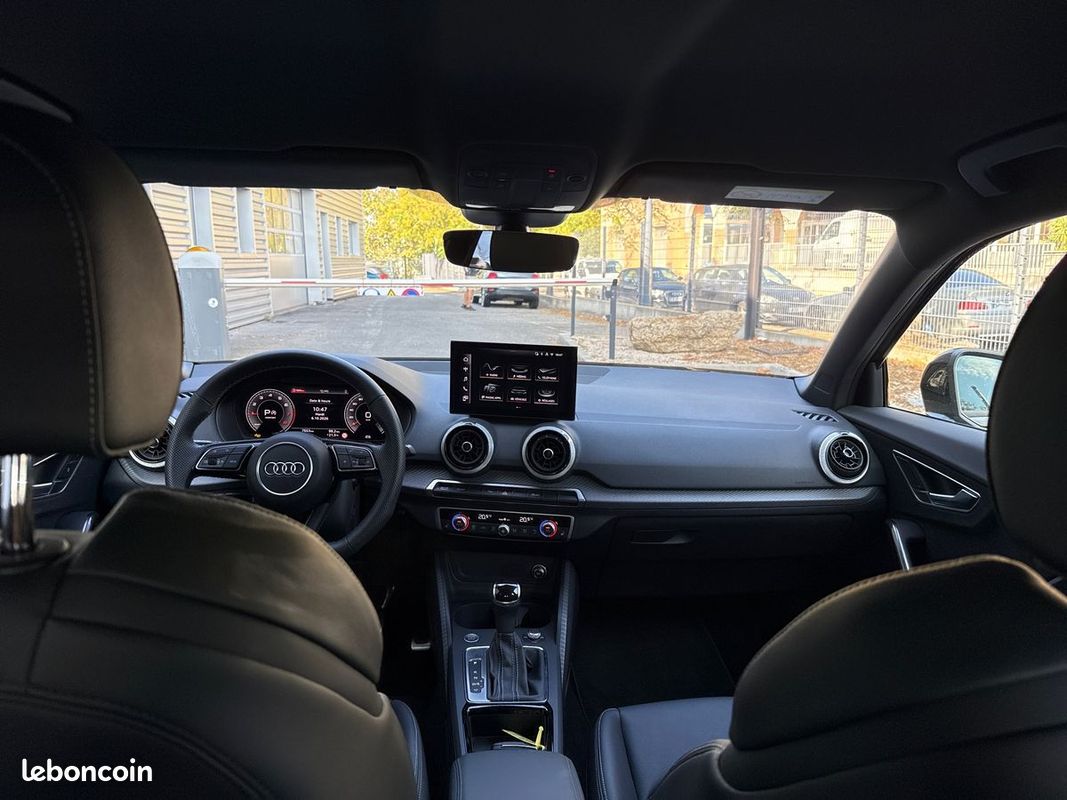 AUDI Q2 35 TFSI 150 S tronic 7 S line (image 20)