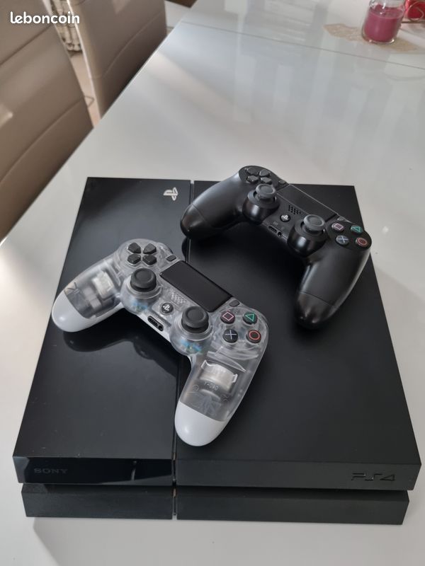 Playstation 4 + 27 jeux (image 2)