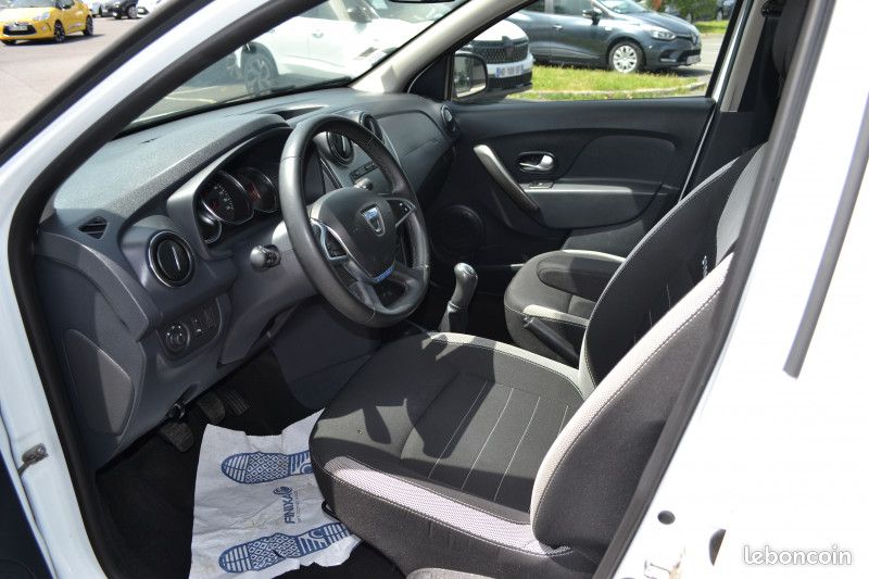 Dacia SANDERO 1.5 BLUE DCI 95CH STEPWAY - 20 (image 9)