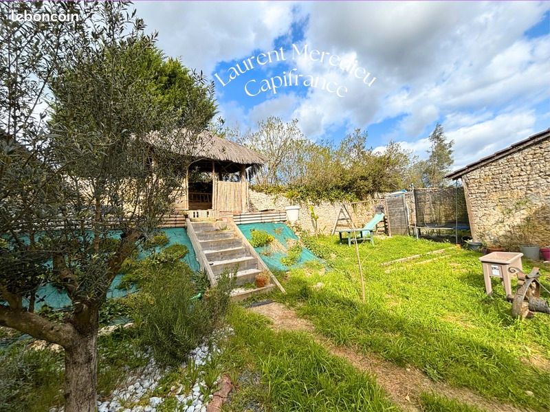 Maison 4 pièces 142 m² · à Pleine-Selve · 142 m² · 162 000 €