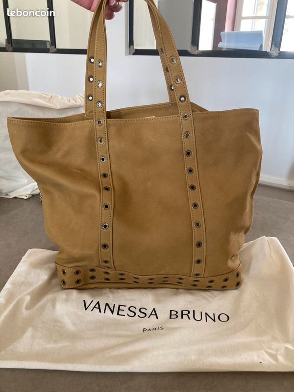 Sac Vanessa Bruno Lin Beige Sac Vanessa Bruno Cabas Tote Sac A