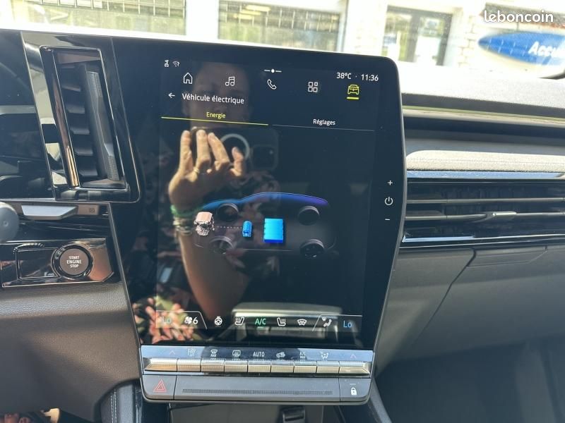 Renault Espace 1.2 E-Tech full hybrid 200ch esprit Alpine 7 places - 24 (image 34)